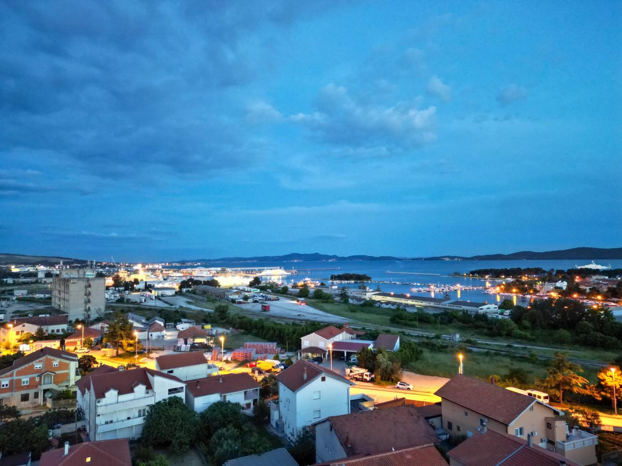 Bernie Apartments With A Pool Zadar Eksteriør bilde
