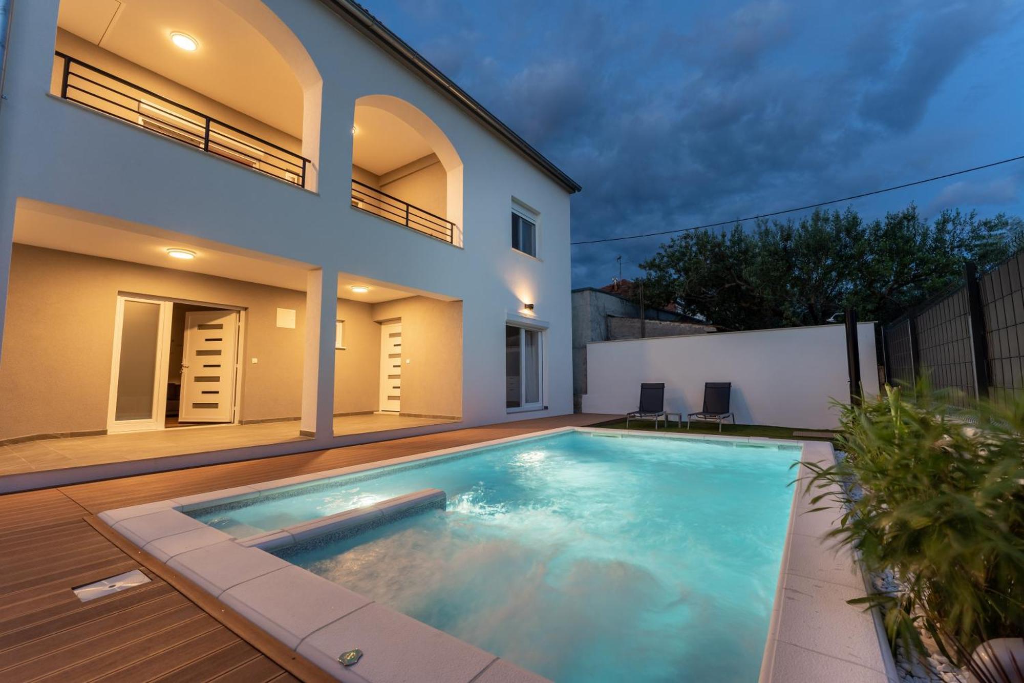 Bernie Apartments With A Pool Zadar Eksteriør bilde