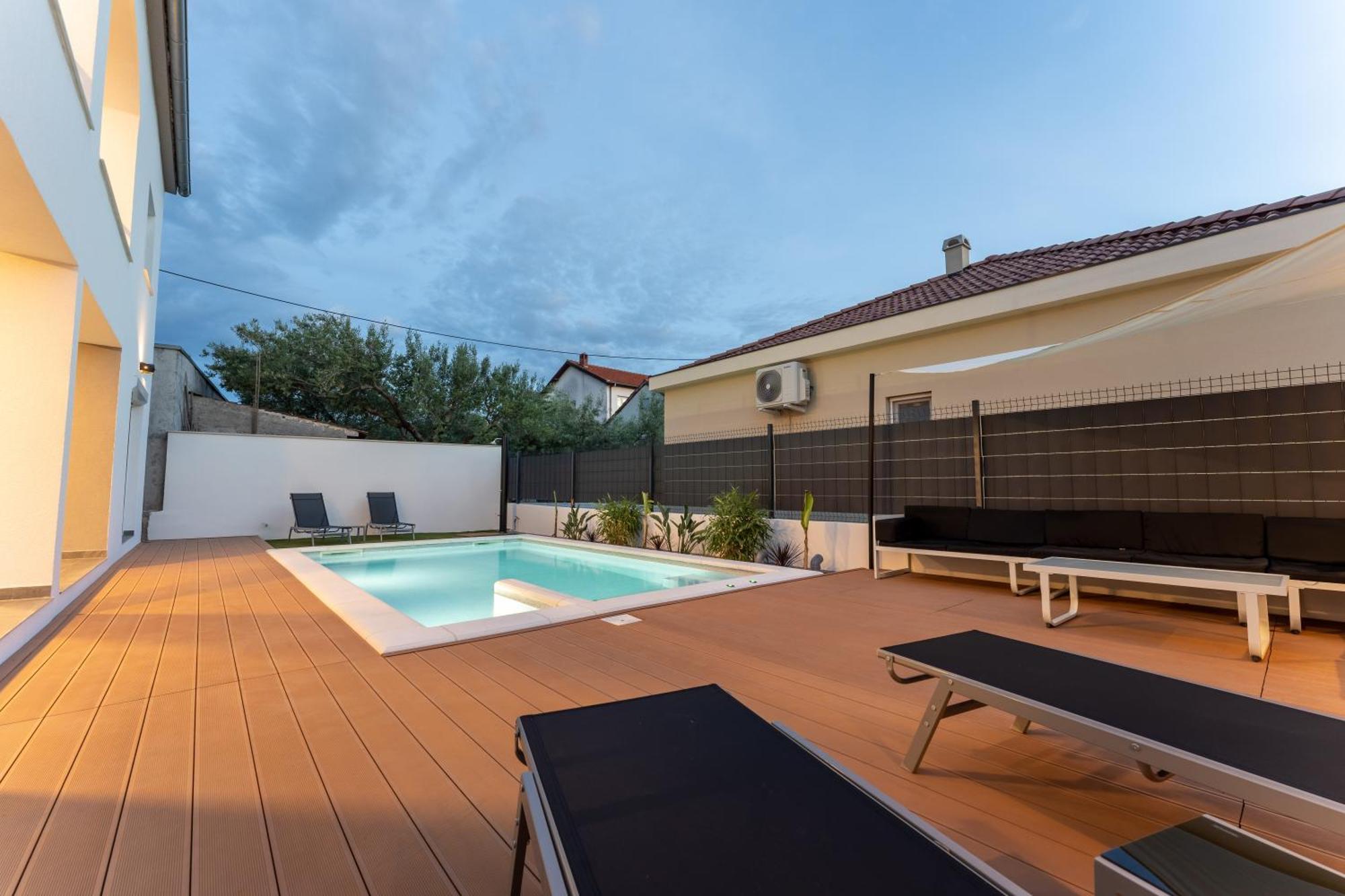Bernie Apartments With A Pool Zadar Eksteriør bilde